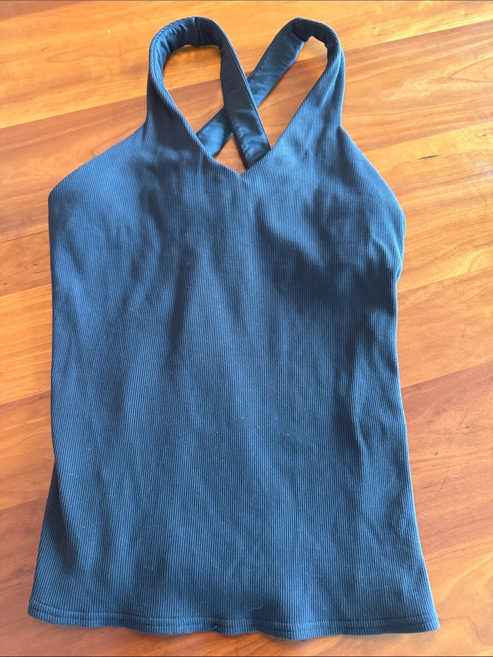 ALO Yoga Ribbed Cross-Back Tank Top - Black